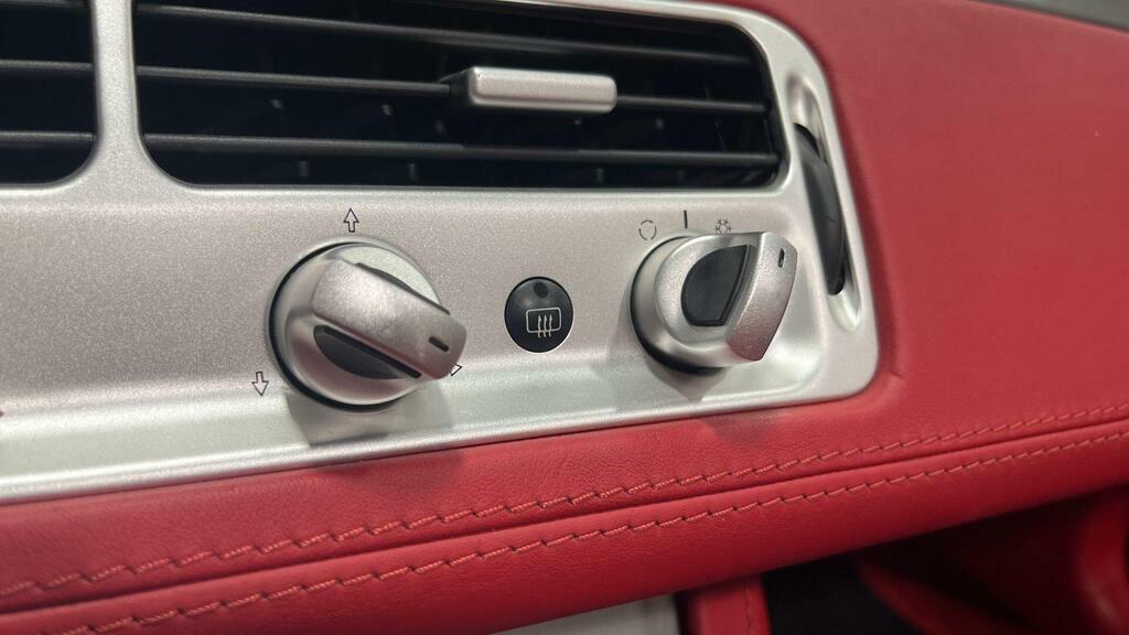 BMW Z8 Manual Silver #12