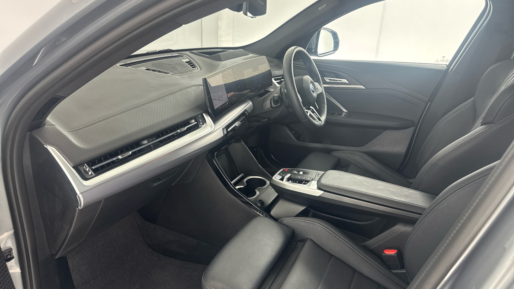 BMW iX2 230Kw Xdrive30 M Sport 65Kwh 2024 Grey #7