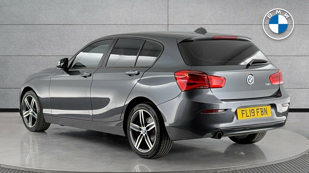 BMW 1 Series 118I Sport 5-Door Grey #2