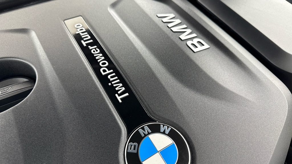 BMW 1 Series 1.5 118I Gpf Sport Hatchback Euro White #33