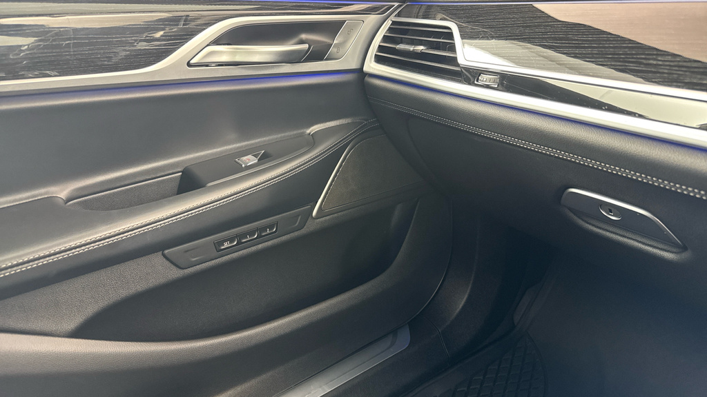 BMW 7 Series 730D Mht M Sport Grey #30