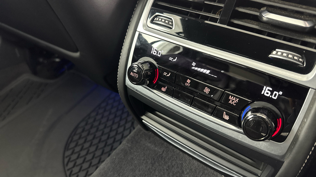 BMW 7 Series 730D Mht M Sport Grey #34