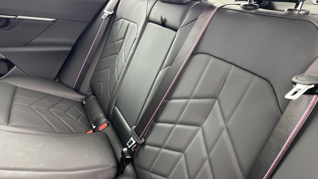 BMW i5 M60 83.9Kwh Xdrive Grey #12