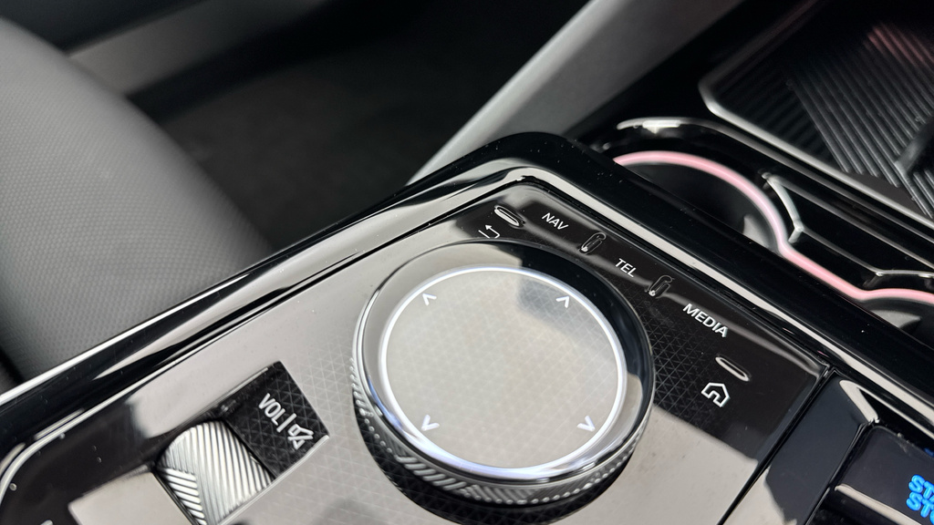 BMW i5 M60 83.9Kwh Xdrive Grey #21