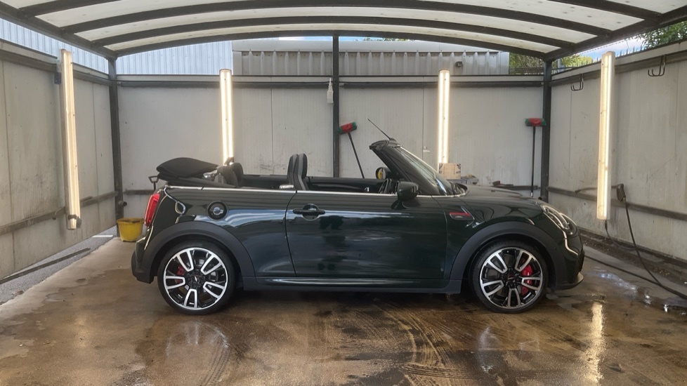 Mini Convertible Convertible John Cooper Works Green #2