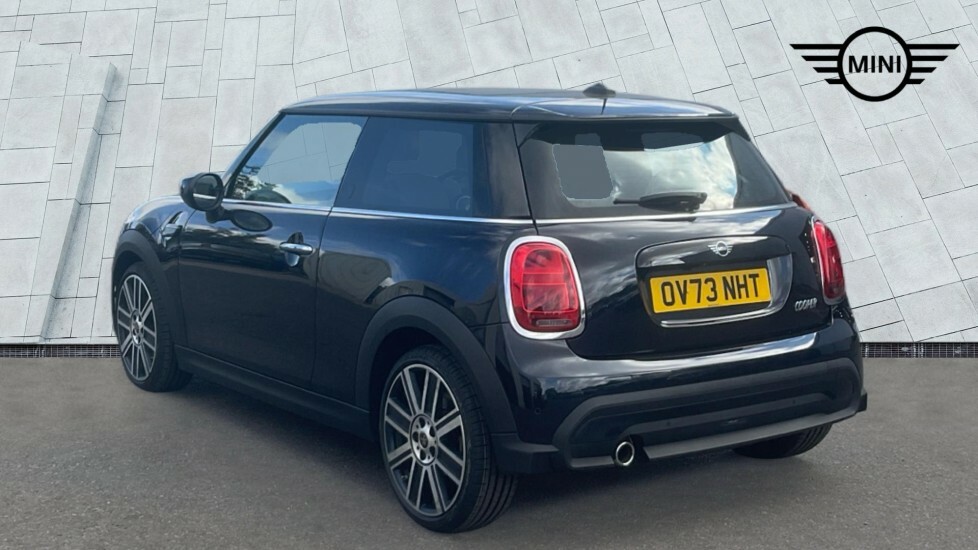 Mini Hatch 3-Door Hatch Cooper Exclusive OV73NHT Black #2