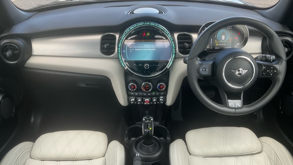 Mini Hatch 3-Door Hatch Cooper Exclusive OV73NHT Black #4