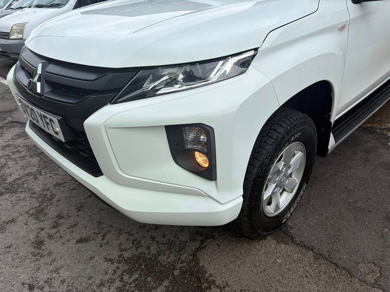 Mitsubishi L200 Pickup 2.2 Di-d Dc Barbarian X 4Wd Euro 6 S Black #10