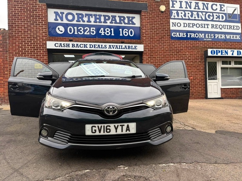 Toyota Auris Auris Excel Vvt-i Hybrid Cvt White #9