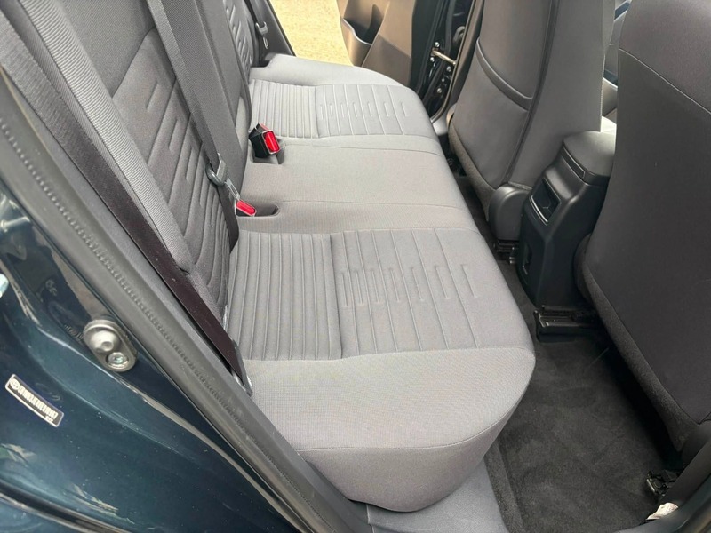 Toyota Auris Auris Excel Vvt-i Hybrid Cvt White #19