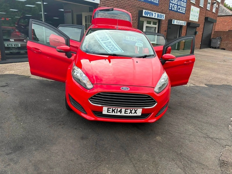 Ford Fiesta Style Econetic Tdci Red #5