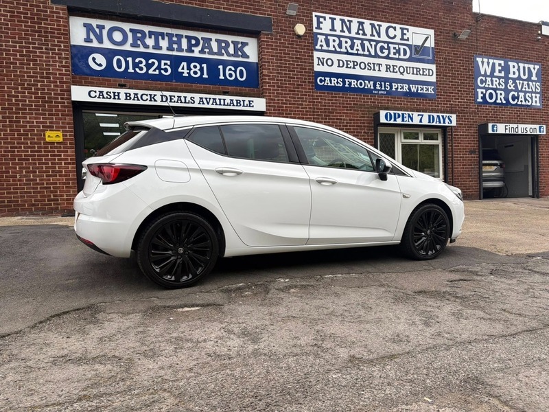 Vauxhall Astra Griffin Cdti White #5