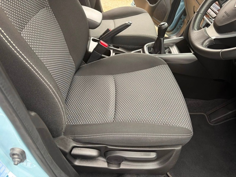 Suzuki Grand Vitara 1.0 Boosterjet Sz4 Suv White #17