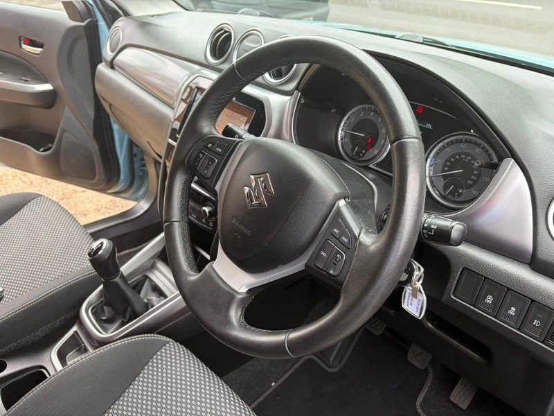 Suzuki Grand Vitara 1.0 Boosterjet Sz4 Suv White #18