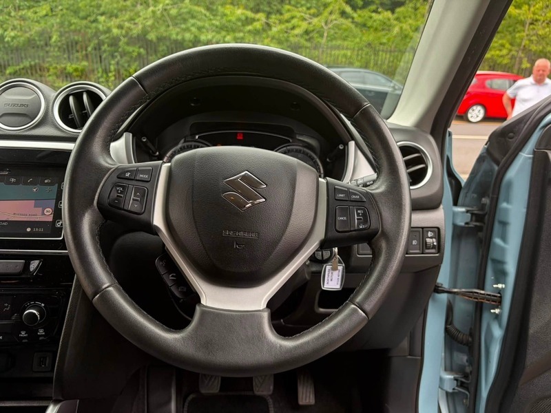 Suzuki Grand Vitara 1.0 Boosterjet Sz4 Suv White #23