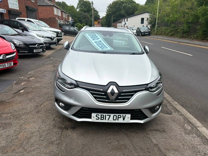 Renault Megane Signature Nav Dci Silver #2