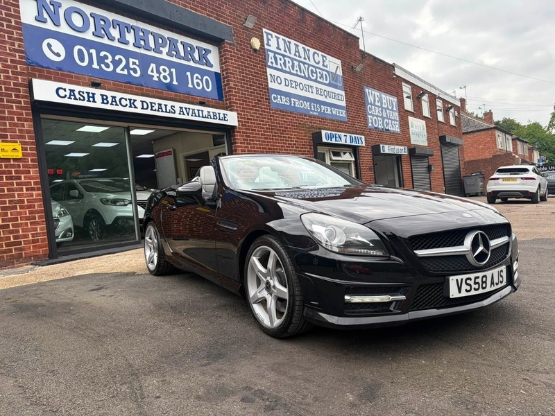 Mercedes-Benz SLK Slk200 Blueefficiency Amg Sport Black #2