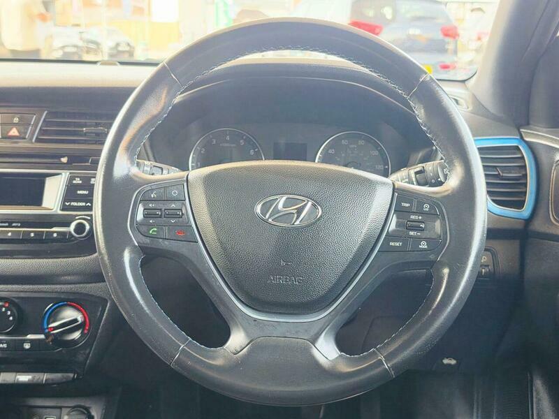 Hyundai I20 1.2 Se White #16