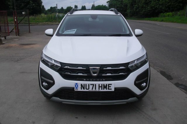 Dacia Sandero Stepway Hatchback NU71HME White #3