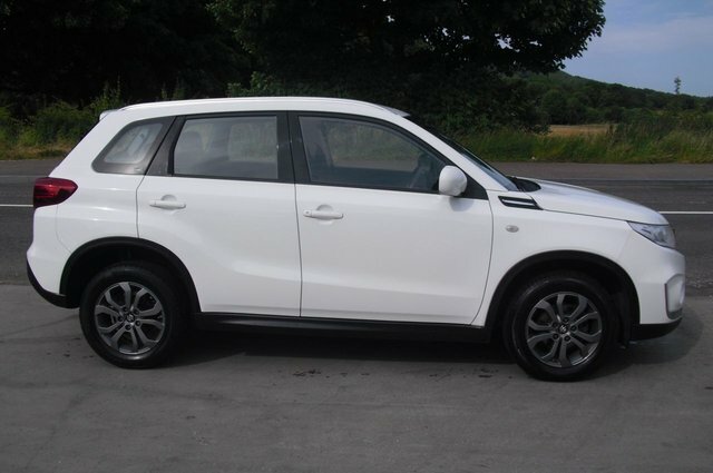 Suzuki Vitara Sz4 Boosterjet White #2