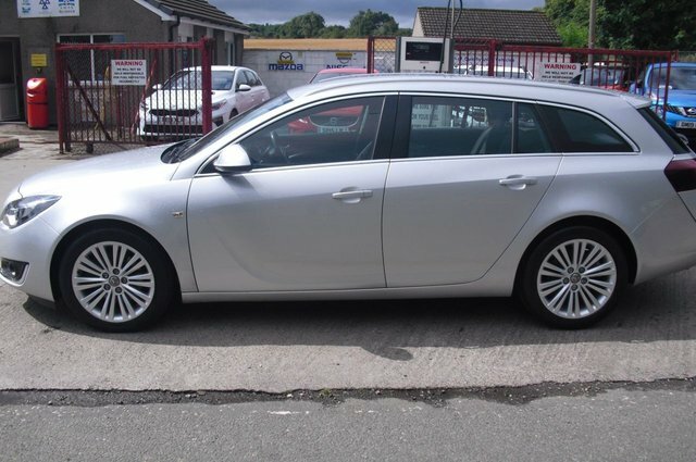 Vauxhall Insignia Estate Silver #4