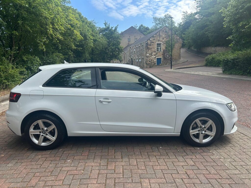 Audi A3 1.0 Tfsi Se Euro 6 Ss White #4