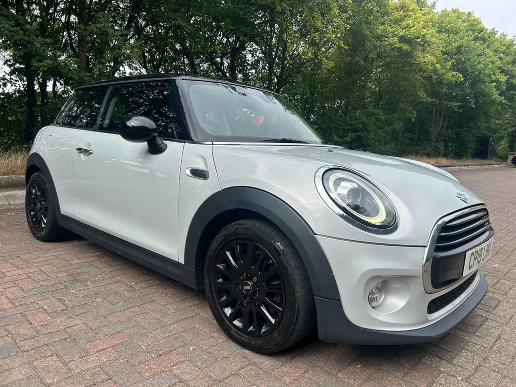 Mini Hatch 1.5 Cooper Classic Euro 6 Ss CP19LHU Silver #3