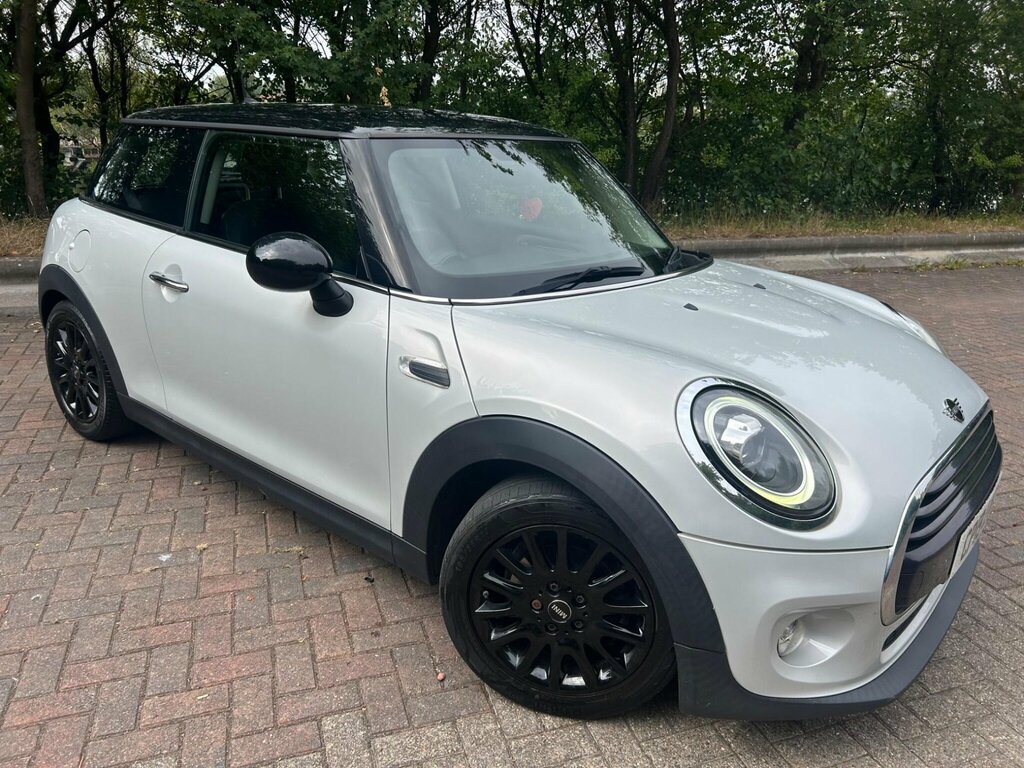 Mini Hatch 1.5 Cooper Classic Euro 6 Ss CP19LHU Silver #2