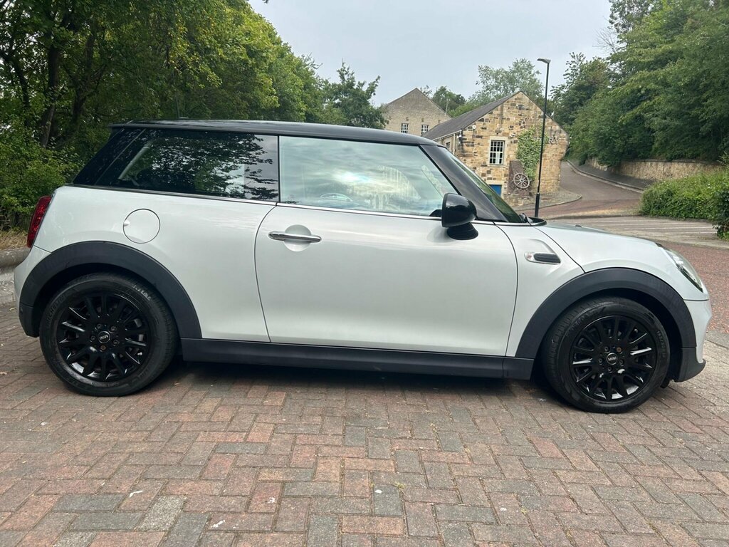 Mini Hatch 1.5 Cooper Classic Euro 6 Ss CP19LHU Silver #4