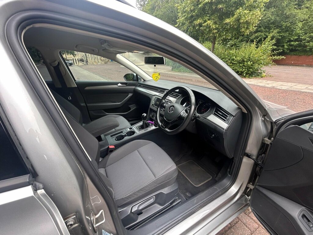 Volkswagen Passat 2L Se Silver #7