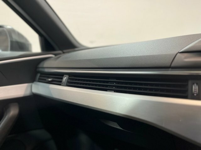 Audi A4 Avant 2.0 Avant Tdi S Line 148 Bhp Red #32