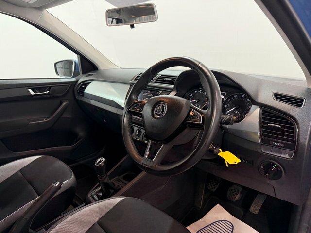 Skoda Fabia 1.2 Tsi Se Dsg Red #13