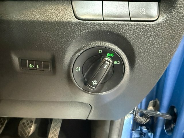 Skoda Fabia 1.2 Tsi Se Dsg Red #17