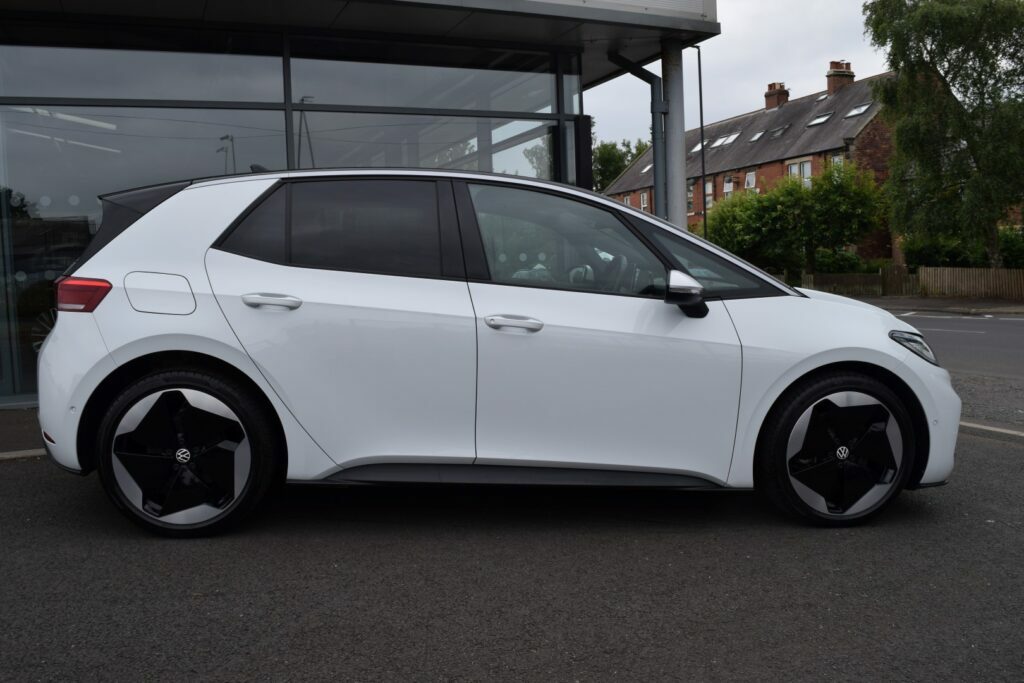 Volkswagen ID.3 150Kw 77Kwh Pro S Match White #2