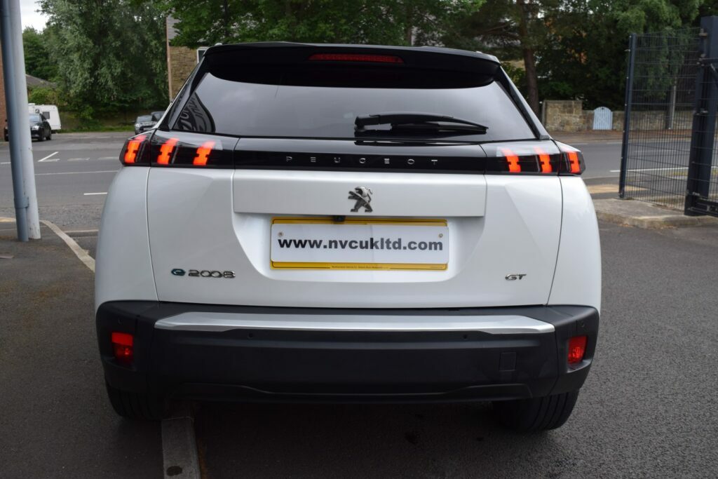 Peugeot e-2008 Suv 50Kwh 136 Allr Prm Au Grey #7