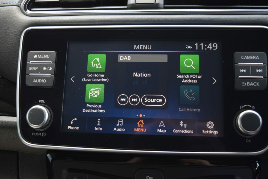 Nissan Leaf Hatchback Black #26