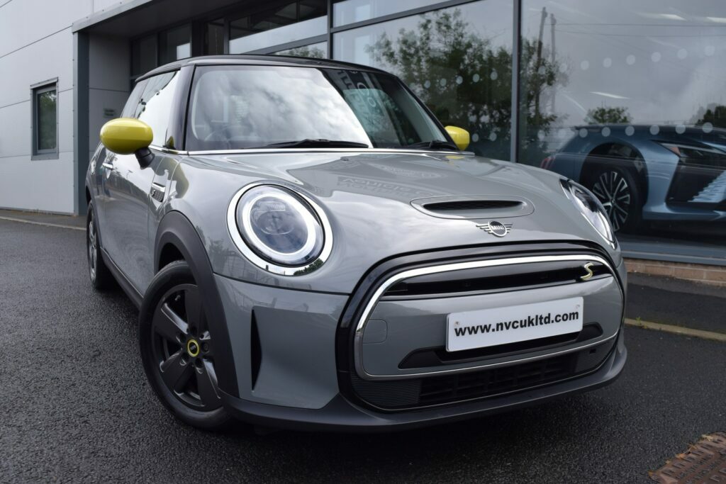 Mini Hatch 2022 1.5 Cooper Sport Hatchback Grey #1