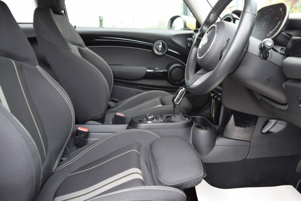 Mini Hatch 2022 1.5 Cooper Sport Hatchback Grey #32
