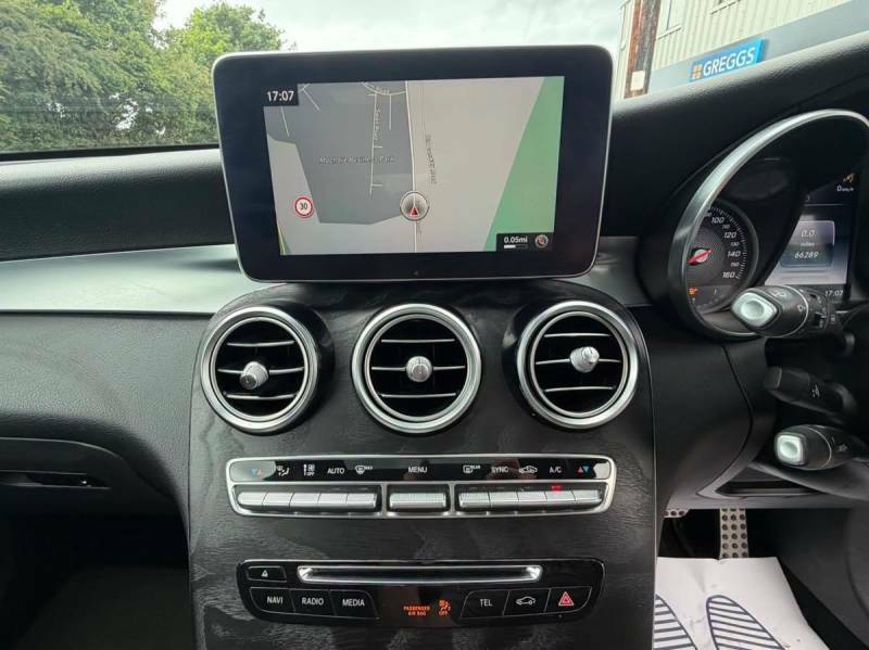 Mercedes-Benz GLC Class 2.1 Glc250d Amg Line Premium G-tronic 4Matic Eur White #23