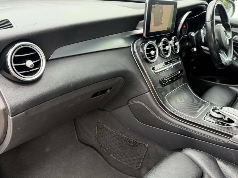 Mercedes-Benz GLC Class 2.1 Glc250d Amg Line Premium G-tronic 4Matic Eur White #15