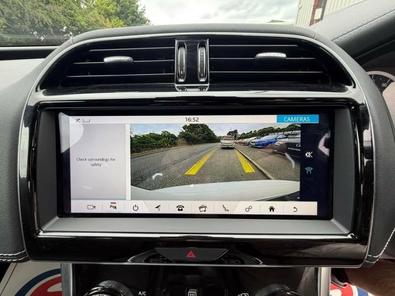 Jaguar XE Saloon 2.0 P250i Hse Euro 6 Ss 20196 Silver #22