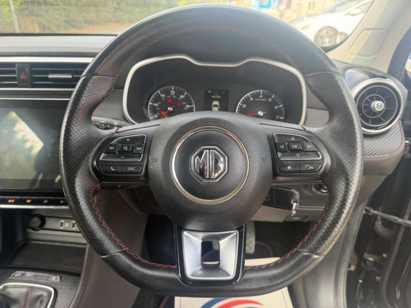 MG ZS 5Drback 1.0 Gdi Excite Au White #18