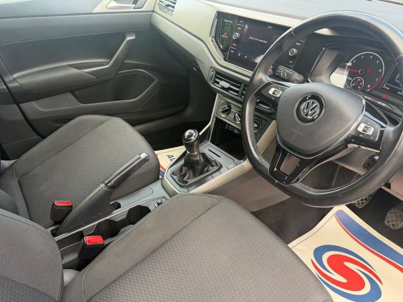 Volkswagen Polo Hatchback White #11