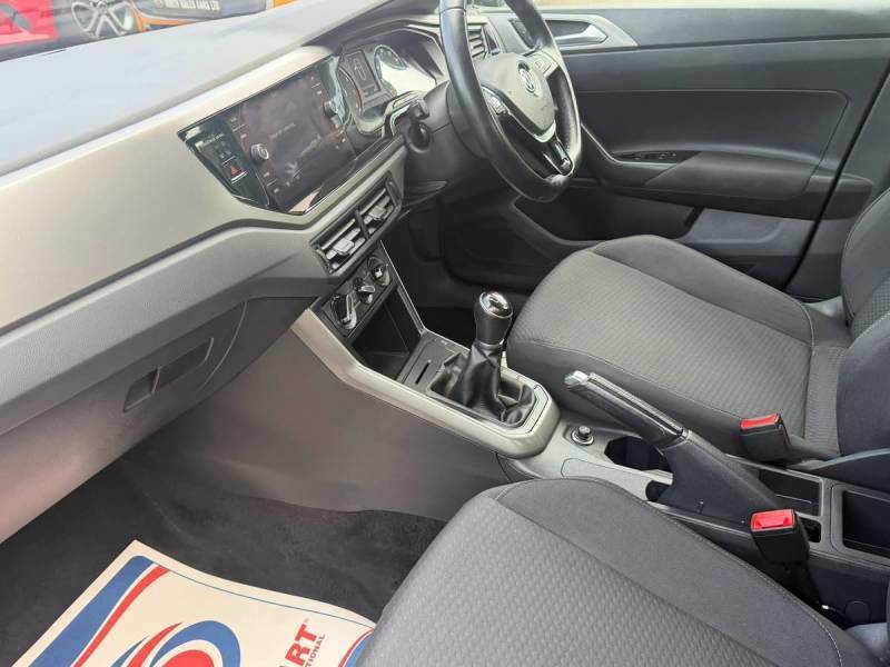 Volkswagen Polo Hatchback White #15