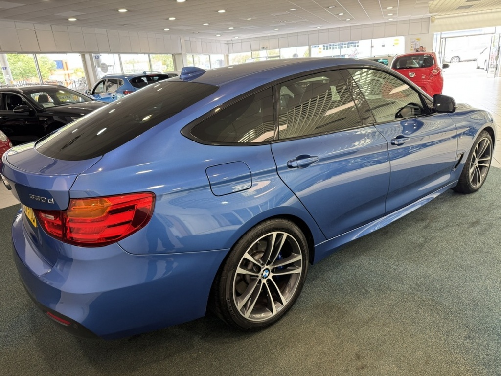 BMW 3 Series 330D M Sport Step Business Media KM65VYO Blue #6