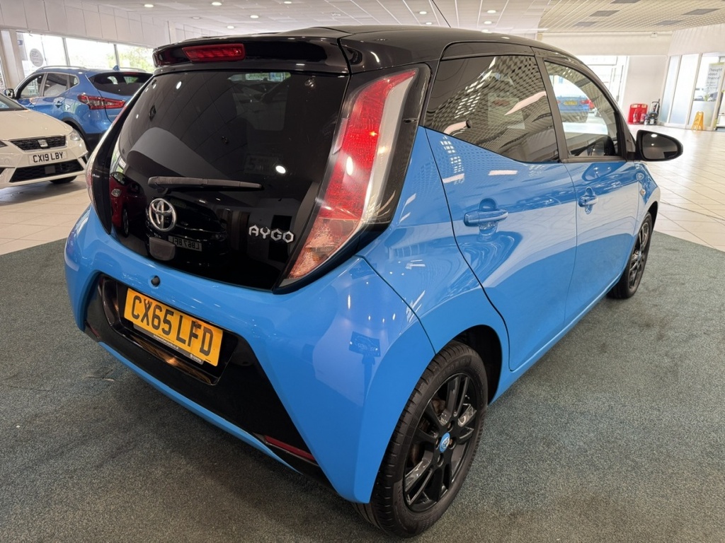 Toyota Aygo 1.0 Vvt-i X-cite 2 Blue #6