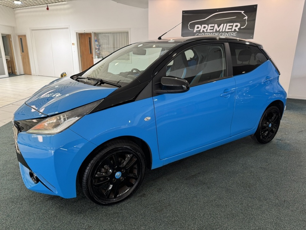 Toyota Aygo 1.0 Vvt-i X-cite 2 Blue #2