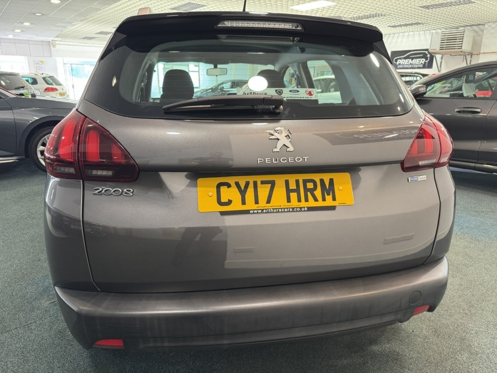 Peugeot 2008 1.2 Puretech Active Grey #5