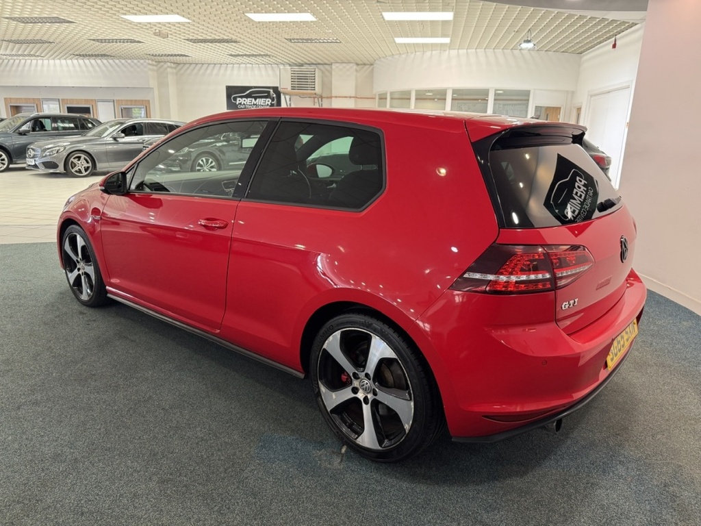 Volkswagen Golf 2.0 Tsi Gti Dsg SG65SXN Red #4