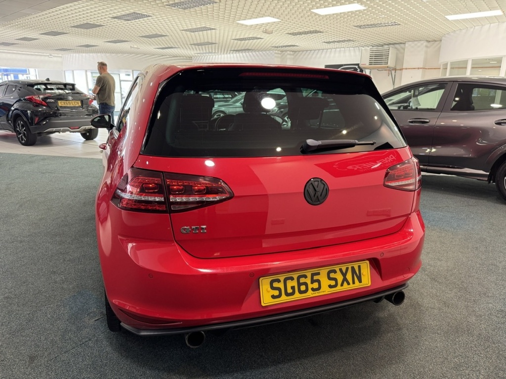 Volkswagen Golf 2.0 Tsi Gti Dsg SG65SXN Red #5